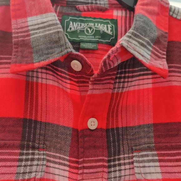NWT - American Eagle Men Red Super Soft Flannel Shirt - SZ L - Picture 4 of 8